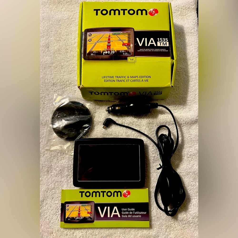 TomTom Model VIA 1535TM GPS
